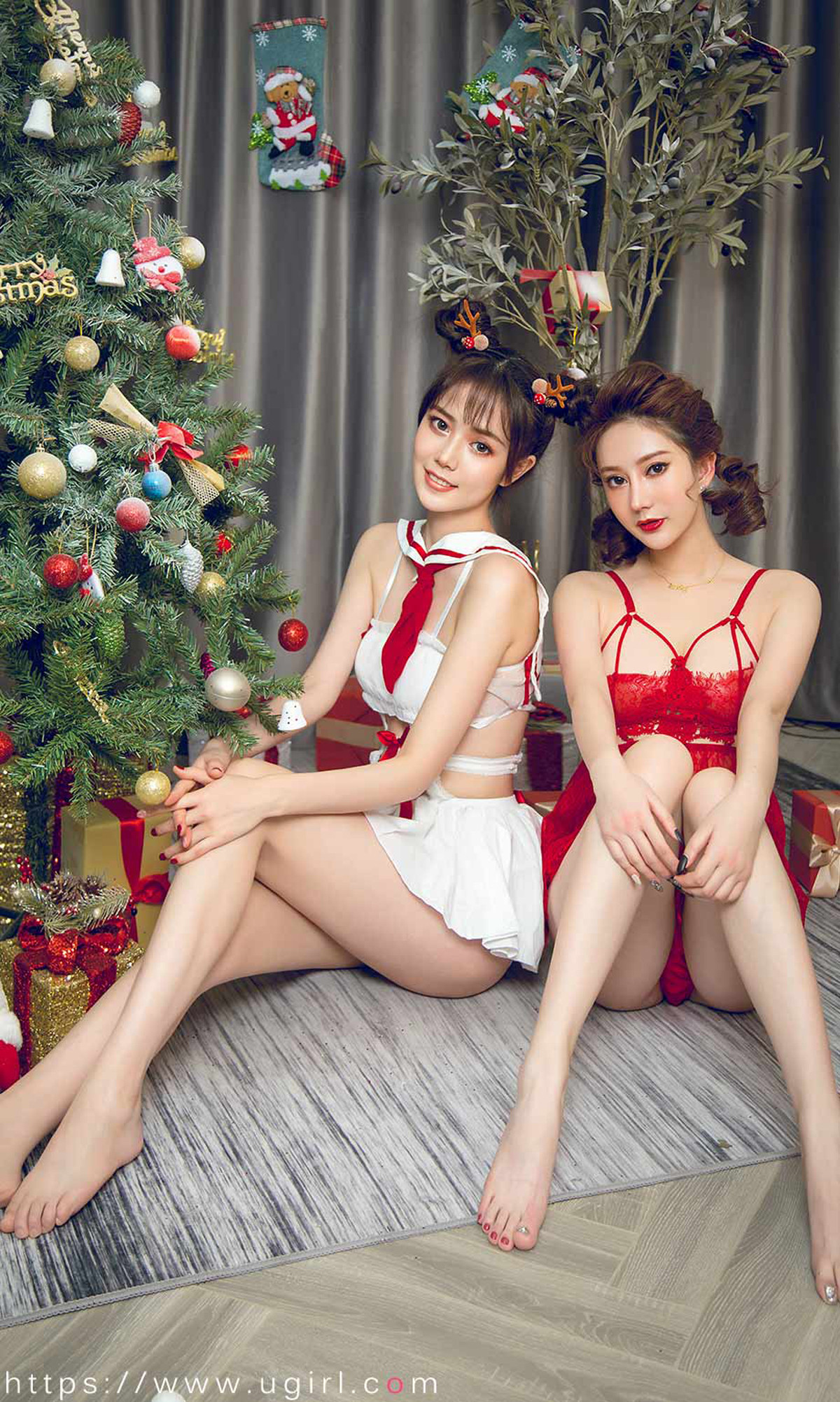 Ugirls爱尤物嫩模苏小曼＆唐小糖性感姐妹花圣诞礼物主题完美诱惑写真